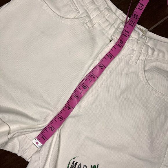 Guess white denim beach resort cuffed shorts sz 27 - Picture 7 of 9